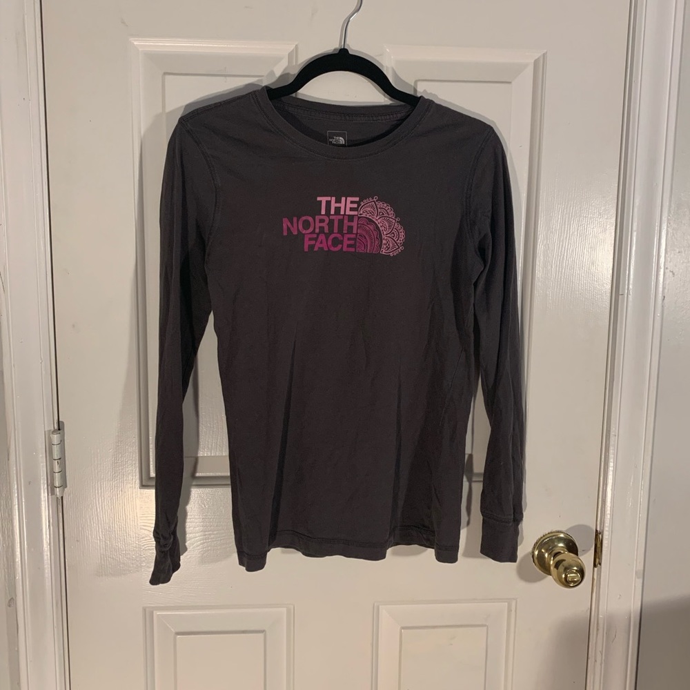 Northface long sleeve t-shirt💖
